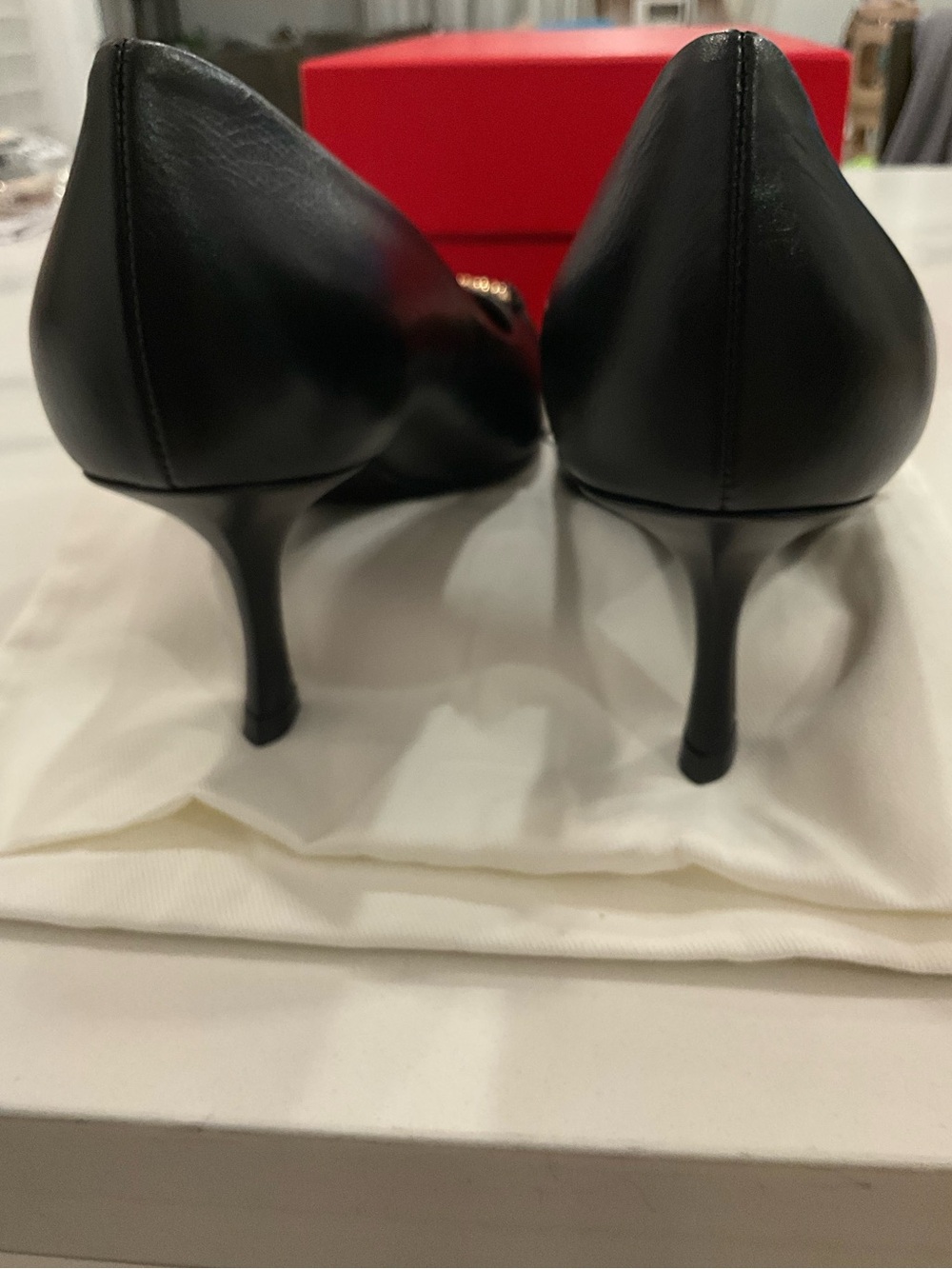 Ferragamo Bria 60 Black Leather Patent Cap Toe Pumps - Picture 3 of 7